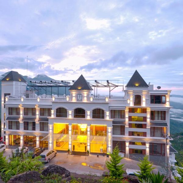 Amber Dale Luxury Hotel & Spa, Munnar