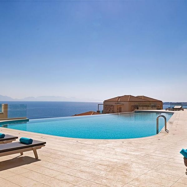 Camvillia Resort & Spa