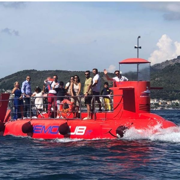 Visita Parco Sommerso di Baia con Imbarcazione Nemo