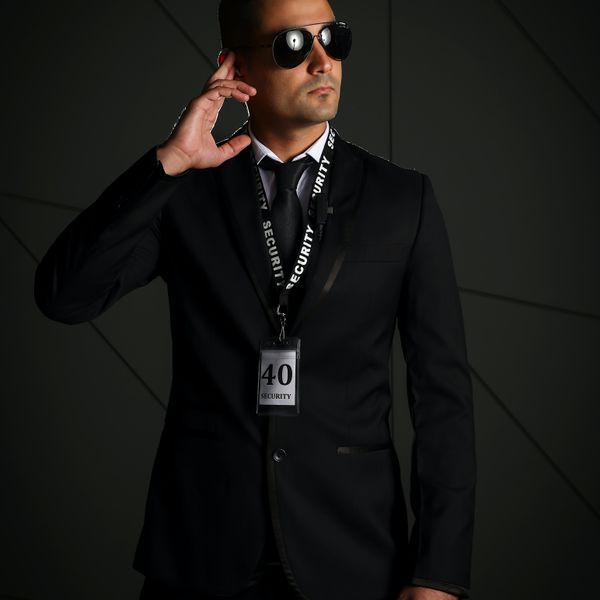 Security service and bodyguard