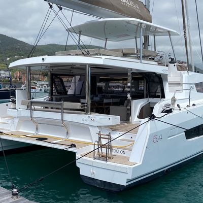 Charter - Semana en las Islas Eolias en Catamarán